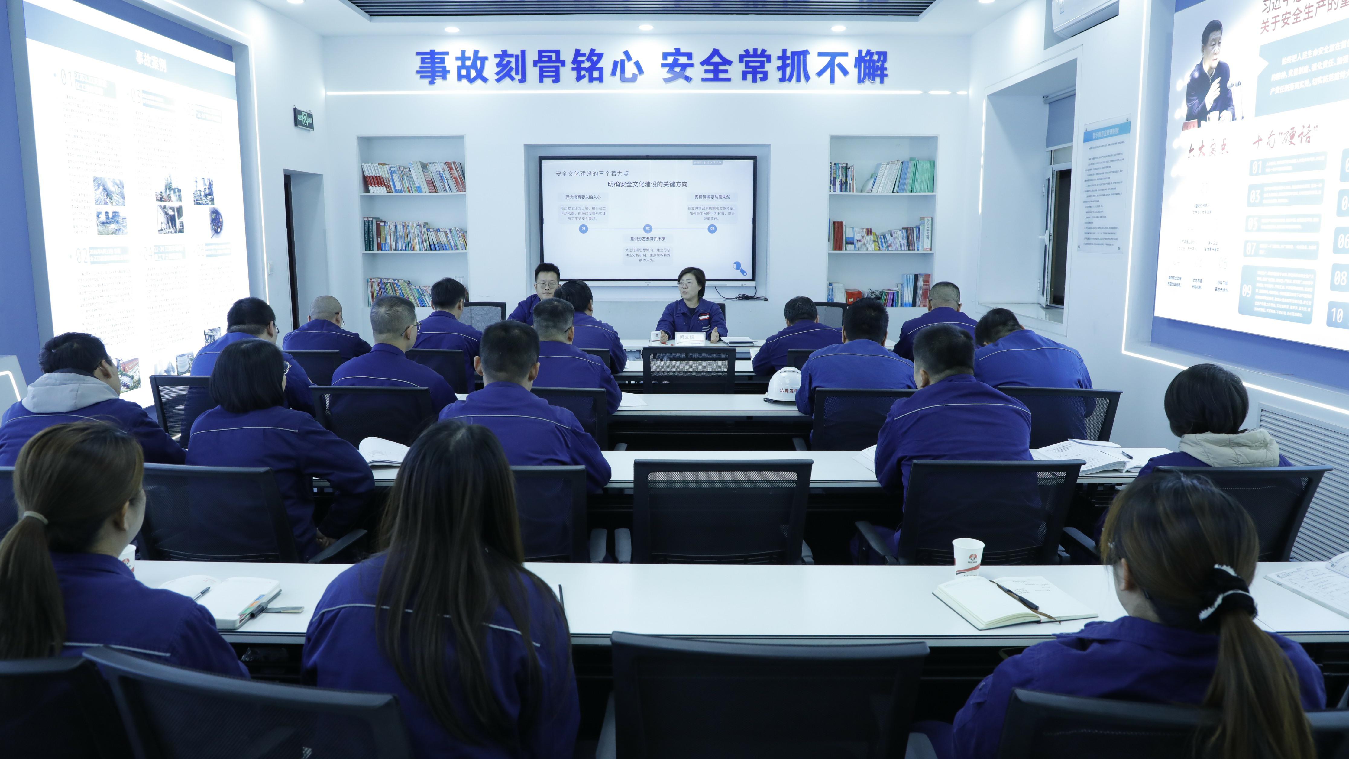 _27A3163_毒霸看图.jpg